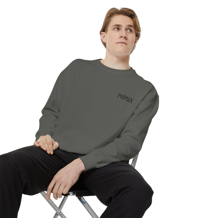 Unisex Garment-Dyed Sweatshirt Cozy y Elegante para Cualquier Ocasión