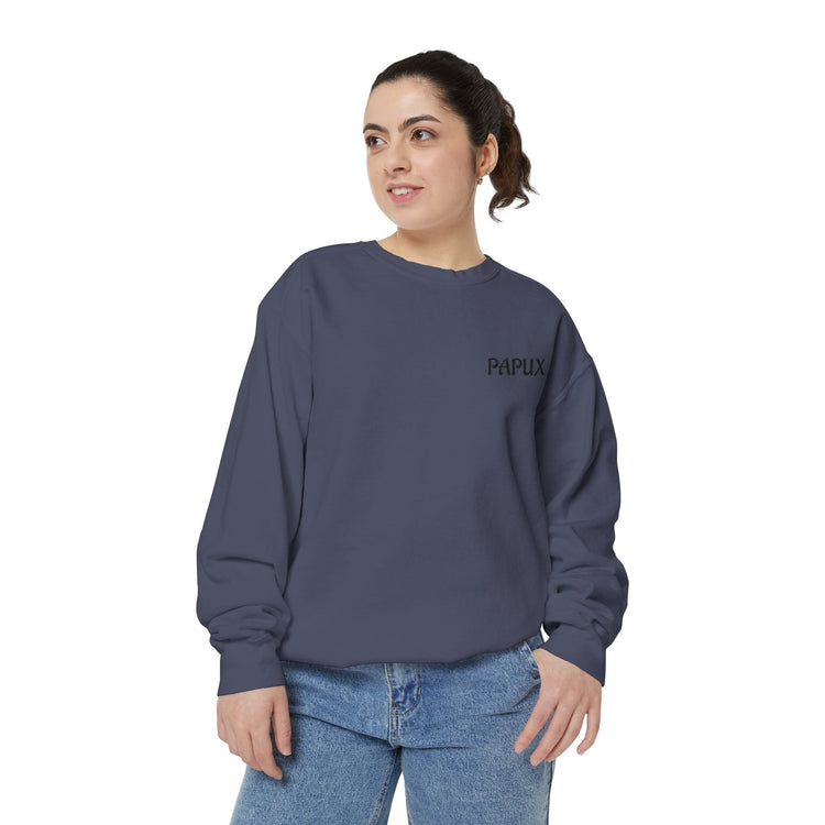 Unisex Garment-Dyed Sweatshirt Cozy y Elegante para Cualquier Ocasión